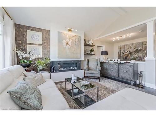 130 Bridge Crescent, Palmerston, ON - Indoor Photo Showing Living Room With Fireplace