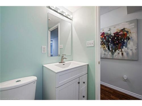 108-37 Four Winds Drive, Toronto, ON - Indoor Photo Showing Bathroom