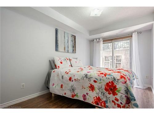 108-37 Four Winds Drive, Toronto, ON - Indoor Photo Showing Bedroom