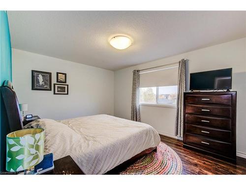 59 Poffenroth Path, Elmira, ON - Indoor Photo Showing Bedroom