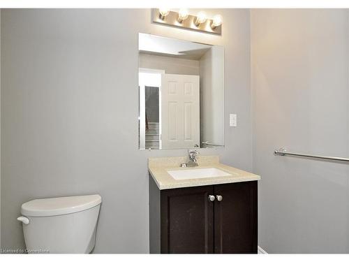 8 Lockwood Street, Cambridge, ON - Indoor Photo Showing Bathroom