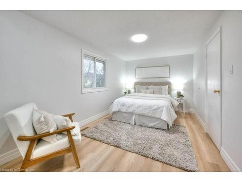 24 B Karen Walk, Waterloo, ON - Indoor Photo Showing Bedroom