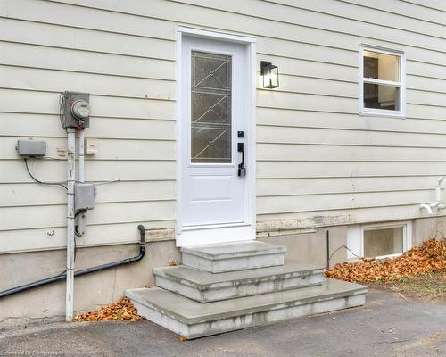 24 B Karen Walk, Waterloo, ON - Outdoor With Exterior