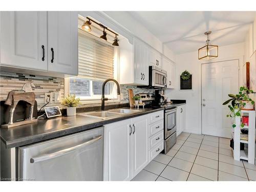 30 Patterson Drive, North Dumfries, ON - Indoor Photo Showing Kitchen With Double Sink