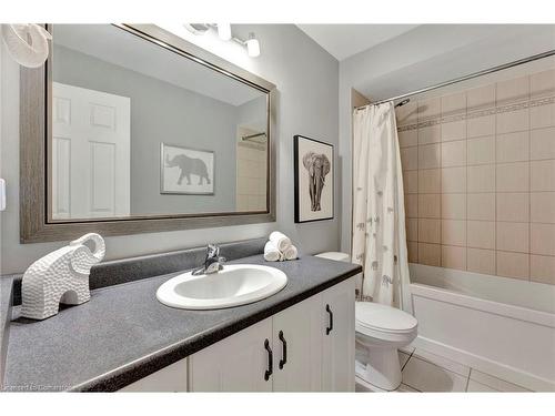 30 Patterson Drive, North Dumfries, ON - Indoor Photo Showing Bathroom