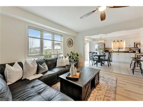 30 Patterson Drive, North Dumfries, ON - Indoor Photo Showing Living Room