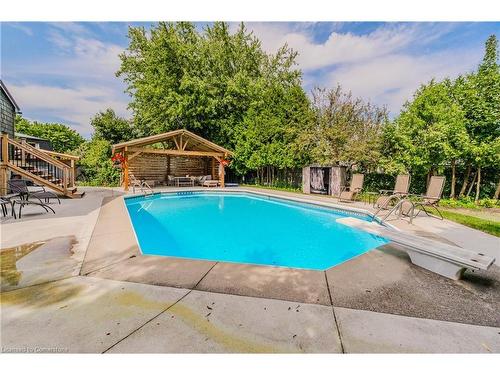 48 Templar Court, Cambridge, ON - Outdoor With In Ground Pool