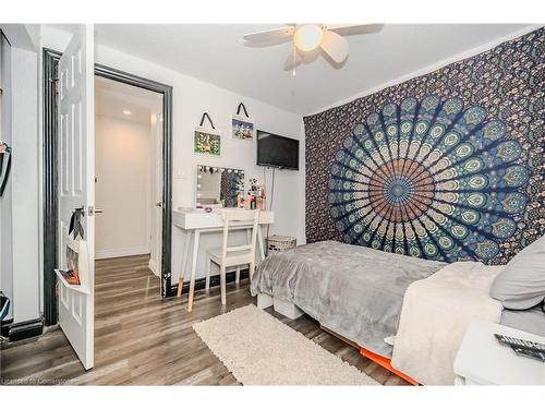 48 Templar Court, Cambridge, ON - Indoor Photo Showing Bedroom