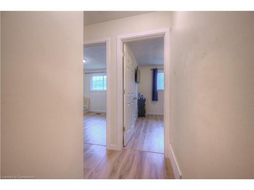 27 Uxbridge Crescent, Kitchener, ON - Indoor Photo Showing Other Room