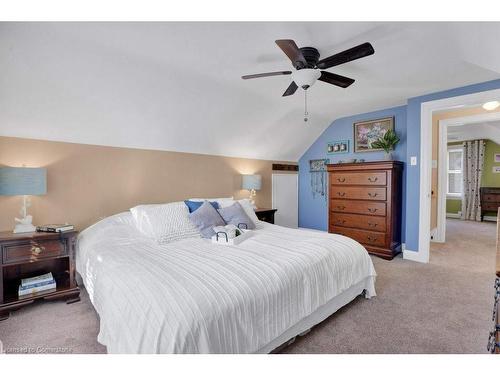 121 Edmund Road, Kitchener, ON - Indoor Photo Showing Bedroom