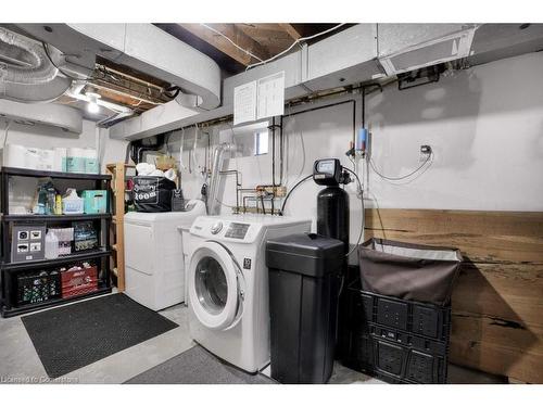 121 Edmund Road, Kitchener, ON - Indoor Photo Showing Laundry Room