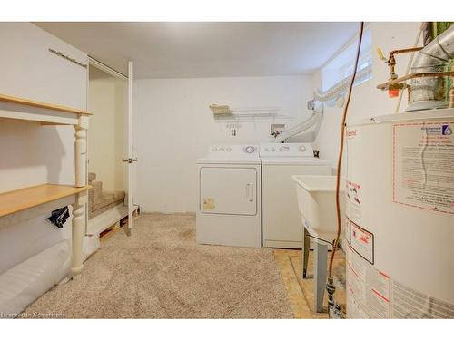 142 Spadina Road W, Kitchener, ON - Indoor Photo Showing Laundry Room