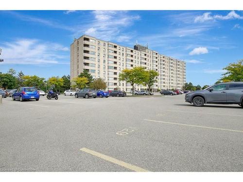 201-200 Jamieson Parkway, Cambridge, ON - Outdoor