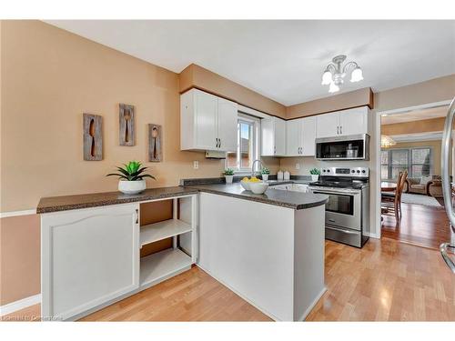 59 Nith River Way, Ayr, ON - Indoor Photo Showing Kitchen