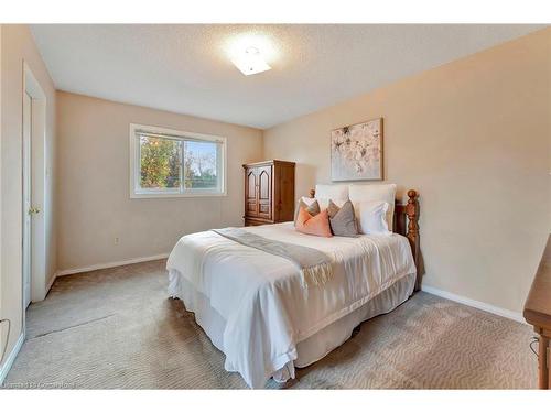 59 Nith River Way, Ayr, ON - Indoor Photo Showing Bedroom