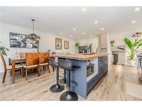 518 Mortimer Drive, Cambridge, ON - Indoor Photo Showing Dining Room