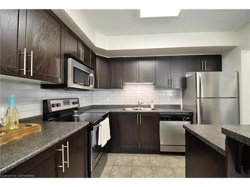 1-950 Highland Road W, Kitchener, ON - Indoor Photo Showing Kitchen With Stainless Steel Kitchen With Double Sink With Upgraded Kitchen