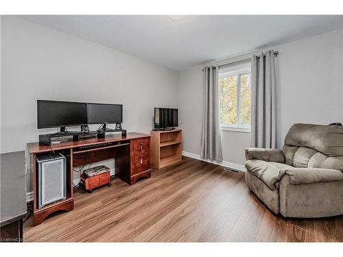 214 Misty Court, Kitchener, ON - Indoor