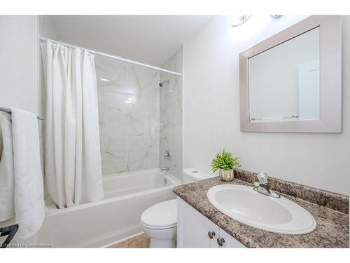 1719 Snyders Road E, Petersburg, ON - Indoor Photo Showing Bathroom