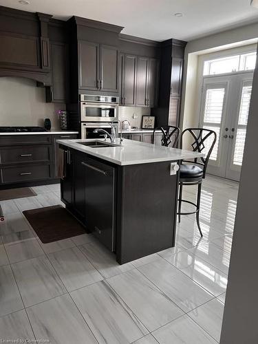 113 Chandler Terrace, Woodstock, ON - Indoor Photo Showing Kitchen With Double Sink