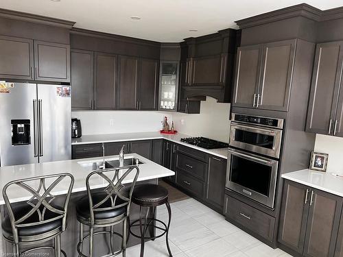 113 Chandler Terrace, Woodstock, ON - Indoor Photo Showing Kitchen With Stainless Steel Kitchen With Upgraded Kitchen