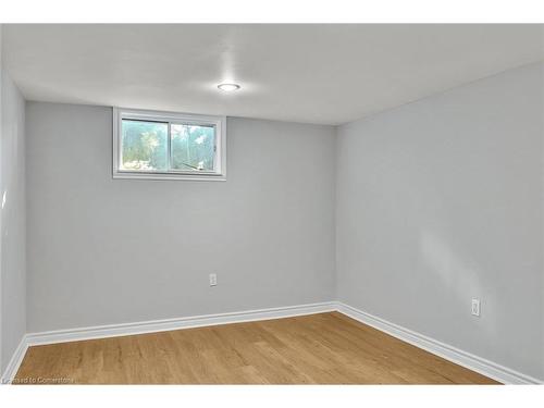 914 Ivy Court, Oshawa, ON - Indoor Photo Showing Other Room