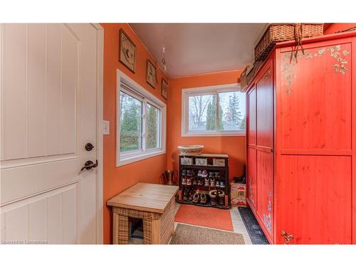 32 Holly Trail, Puslinch, ON - Indoor Photo Showing Other Room