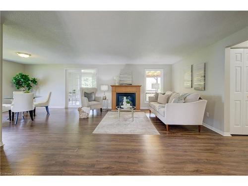 15 Rolling Brook Lane, New Hamburg, ON - Indoor Photo Showing Living Room With Fireplace