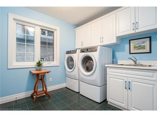 41 Pintail Drive, Elmira, ON - Indoor Photo Showing Laundry Room