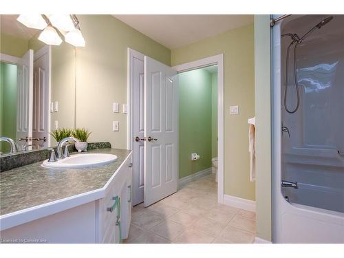 41 Pintail Drive, Elmira, ON - Indoor Photo Showing Bathroom