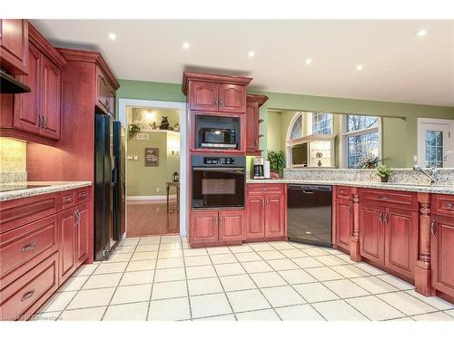 41 Pintail Drive, Elmira, ON - Indoor Photo Showing Kitchen