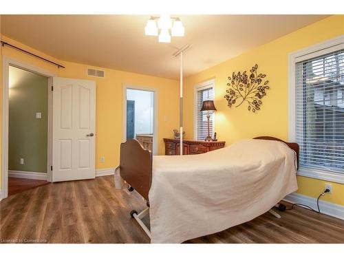 41 Pintail Drive, Elmira, ON - Indoor Photo Showing Bedroom