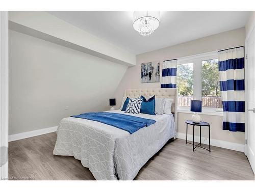 124 St George Street, Kitchener, ON - Indoor Photo Showing Bedroom