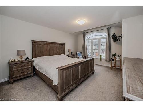 87 Hollybrook Trail, Kitchener, ON - Indoor Photo Showing Bedroom