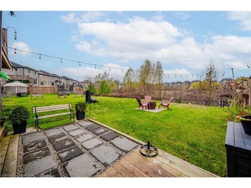 87 Hollybrook Trail, Kitchener, ON - Outdoor