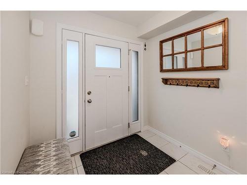 87 Hollybrook Trail, Kitchener, ON - Indoor Photo Showing Other Room