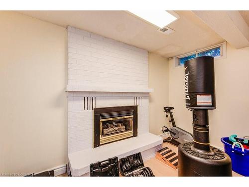 1-494 Beechwood Drive, Waterloo, ON - Indoor With Fireplace