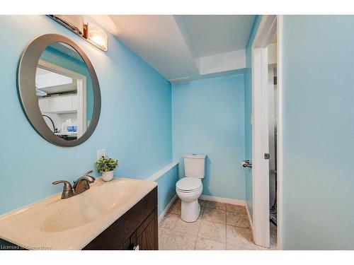 1-494 Beechwood Drive, Waterloo, ON - Indoor Photo Showing Bathroom