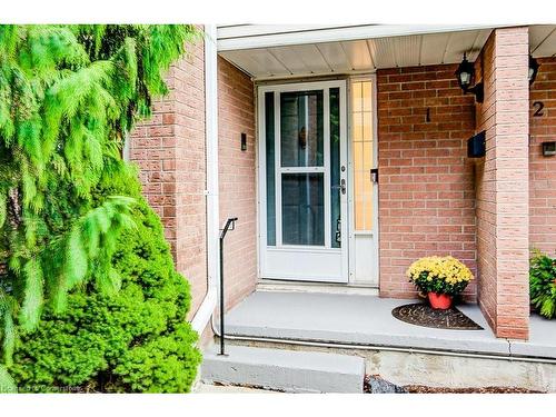 1-494 Beechwood Drive, Waterloo, ON - Outdoor