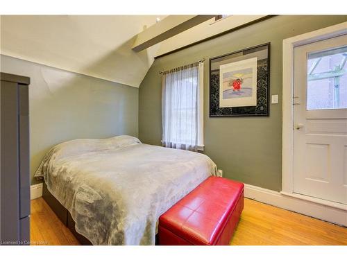 118 College Street, Kitchener, ON - Indoor Photo Showing Bedroom