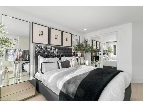 80-225 Benjamin Road, Waterloo, ON - Indoor Photo Showing Bedroom