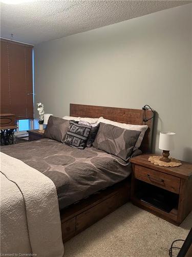 704-65 Westmount Road N, Waterloo, ON - Indoor Photo Showing Bedroom