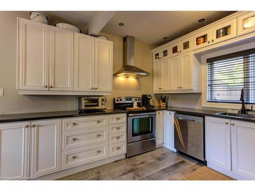 370 Main Street E, Palmerston, ON - Indoor Photo Showing Kitchen