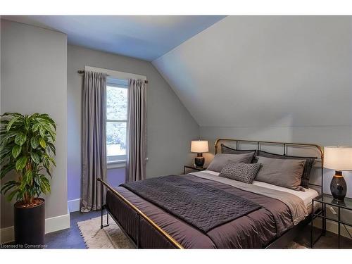 370 Main Street E, Palmerston, ON - Indoor Photo Showing Bedroom