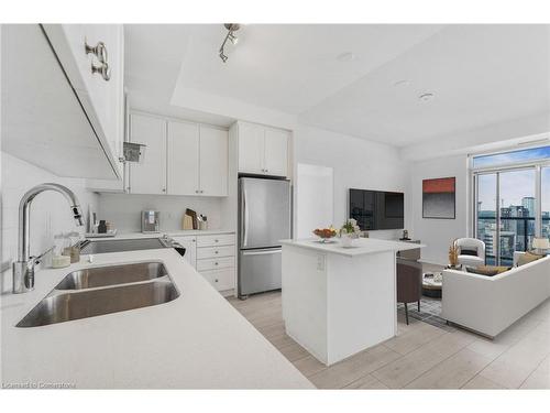 1701-55 Duke Street West, Kitchener, ON - Indoor Photo Showing Kitchen With Double Sink