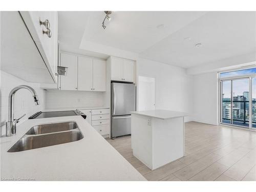 1701-55 Duke Street West, Kitchener, ON - Indoor Photo Showing Kitchen With Double Sink