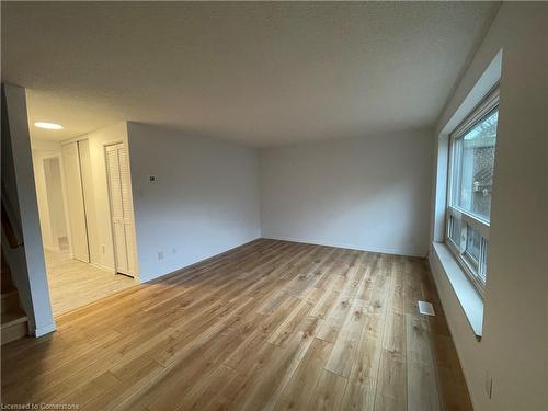 5-280 Thaler Avenue, Kitchener, ON - Indoor Photo Showing Other Room