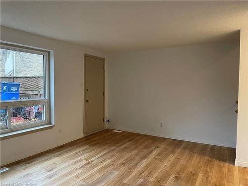 5-280 Thaler Avenue, Kitchener, ON - Indoor Photo Showing Other Room