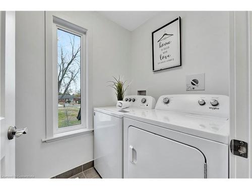 42-110 Fergus Ave, Kitchener, ON - Indoor Photo Showing Laundry Room