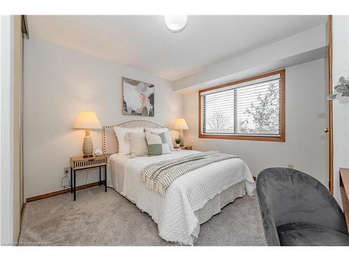 104-4 Albert Street, Cambridge, ON - Indoor Photo Showing Bedroom